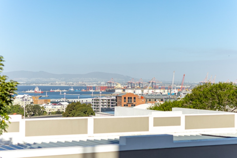 To Let 2 Bedroom Property for Rent in De Waterkant Western Cape